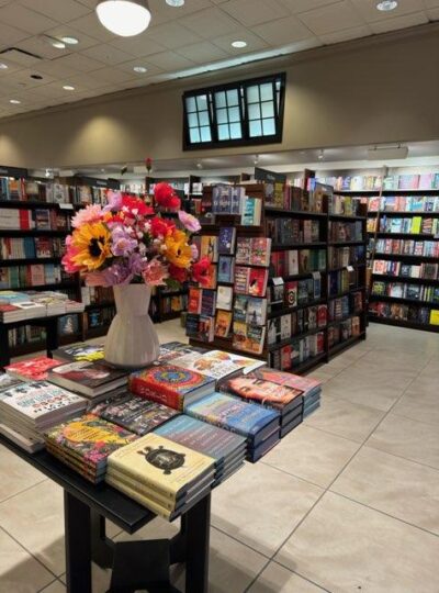 Barnes & Noble image